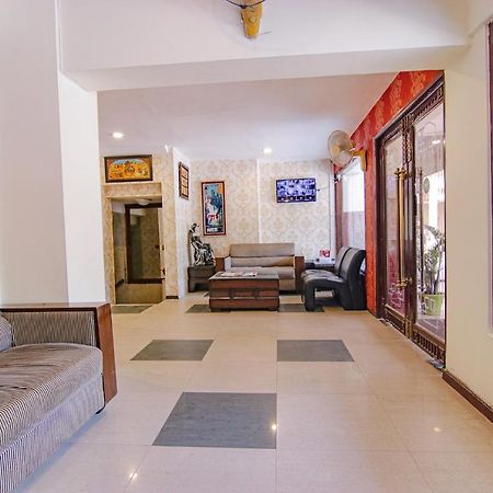 Fabhotel Town Pride Sohana Exterior foto